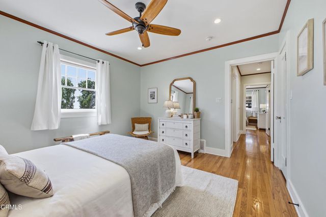 1124 E Mariposa Street, Altadena, CA 91001