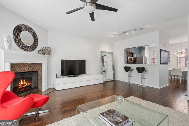 373 NW Heritage Park Trace 4, Kennesaw, GA 30144