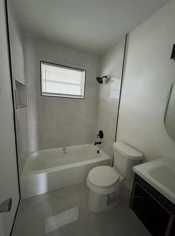 6201 SW 19TH Street, Miramar, FL 33023