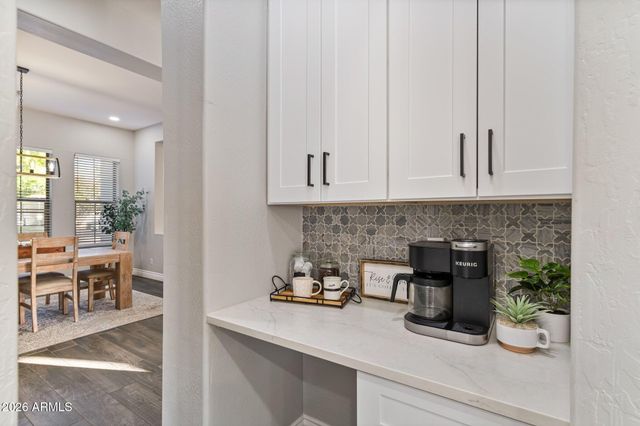 1902 S LOS ALTOS Drive, Chandler, AZ 85286