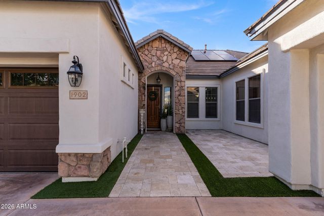 1902 S LOS ALTOS Drive, Chandler, AZ 85286