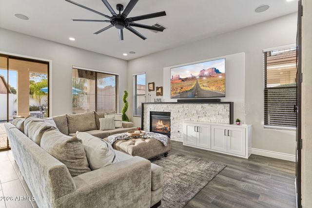 1902 S LOS ALTOS Drive, Chandler, AZ 85286