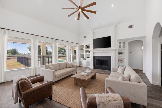 560 Palomino Drive, Lucas, TX 75002