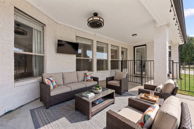 560 Palomino Drive, Lucas, TX 75002