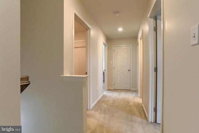 16 WILDFLOWER CIR, Lebanon, PA 17046