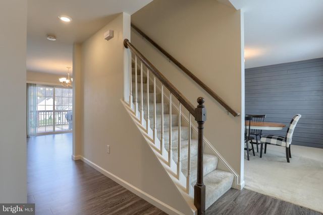 16 WILDFLOWER CIR, Lebanon, PA 17046
