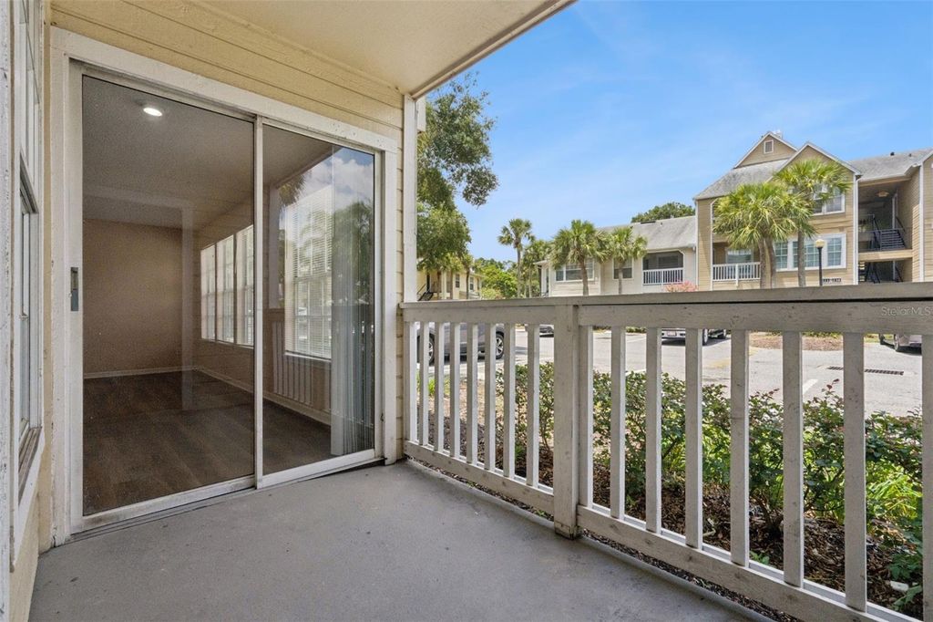 Image 27 of property listing at 1085 S HIAWASSEE ROAD 513, Orlando, FL 32835