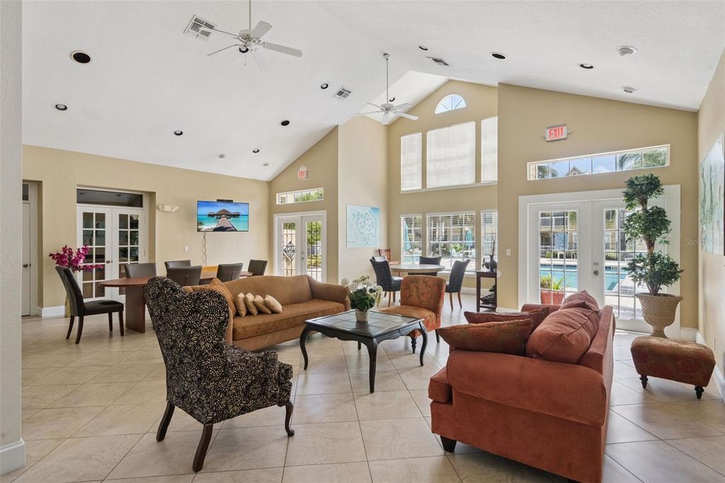 Image 31 of property listing at 1085 S HIAWASSEE ROAD 513, Orlando, FL 32835
