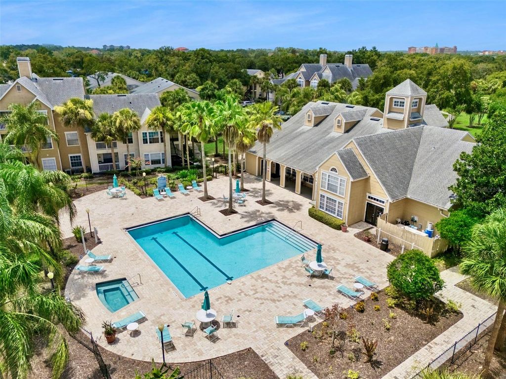 Image 34 of property listing at 1085 S HIAWASSEE ROAD 513, Orlando, FL 32835