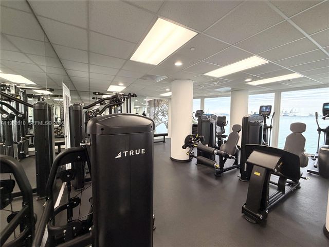 770 Claughton Island Dr 606, Miami, FL 33131