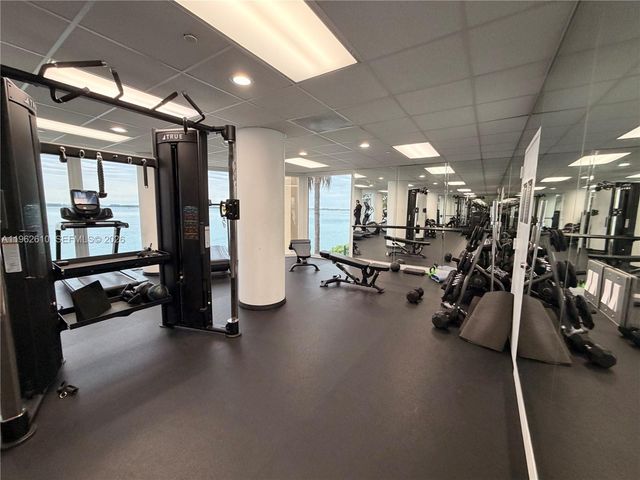 770 Claughton Island Dr 606, Miami, FL 33131