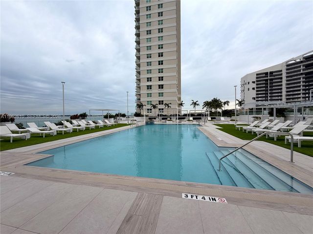 770 Claughton Island Dr 606, Miami, FL 33131