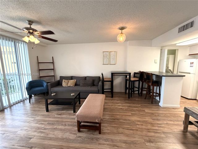 770 Claughton Island Dr 606, Miami, FL 33131