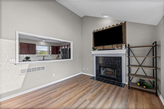 17451 S Ingrid Street, Gardner, KS 66030