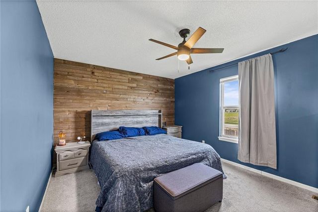 17451 S Ingrid Street, Gardner, KS 66030