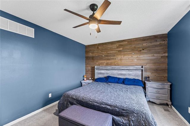 17451 S Ingrid Street, Gardner, KS 66030
