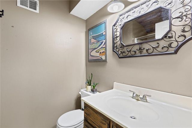17451 S Ingrid Street, Gardner, KS 66030