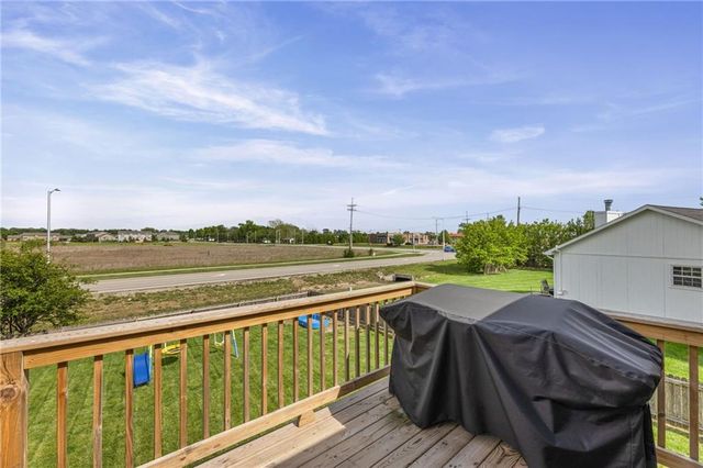 17451 S Ingrid Street, Gardner, KS 66030