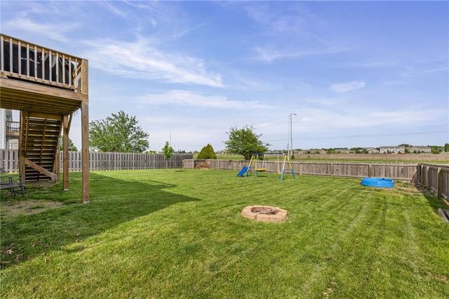 17451 S Ingrid Street, Gardner, KS 66030