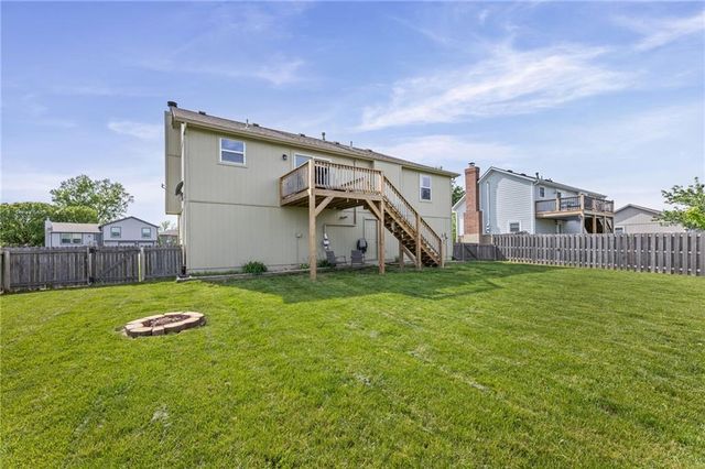 17451 S Ingrid Street, Gardner, KS 66030