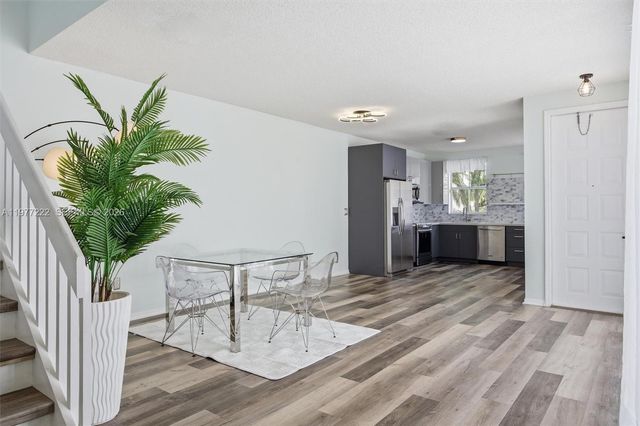 1755 Seagrape Way, Hollywood, FL 33019