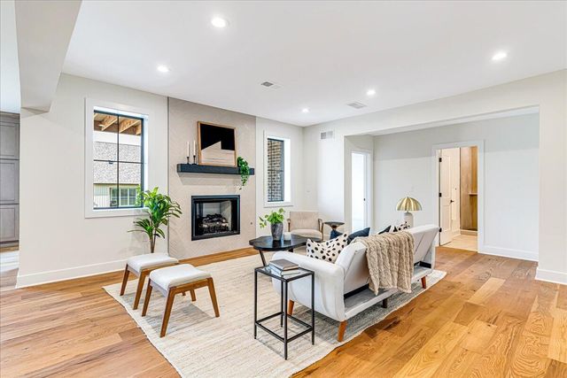 546 Saffron Lane, Versailles, KY 40383