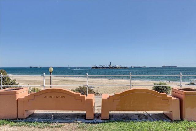 2726 E 2nd A, Long Beach, CA 90803