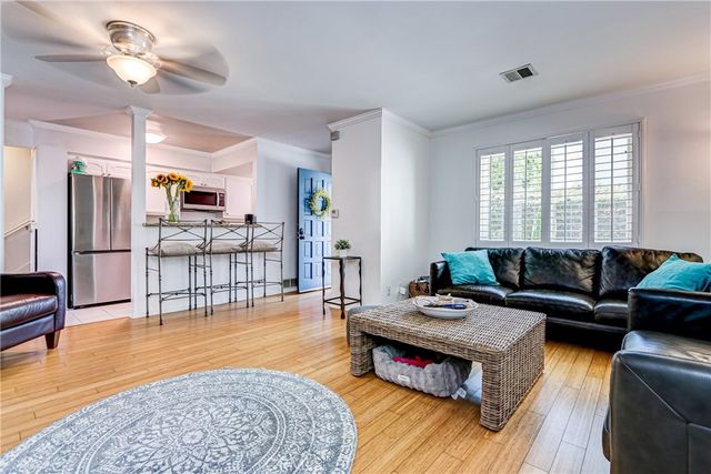 2726 E 2nd A, Long Beach, CA 90803