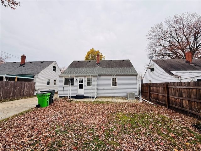 25751 Briardale Avenue, Euclid, OH 44132