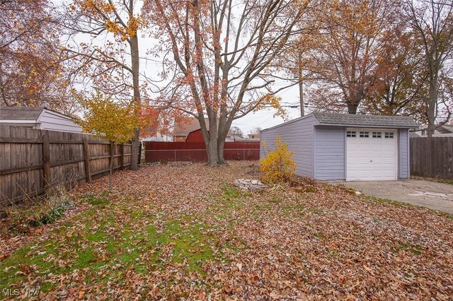 25751 Briardale Avenue, Euclid, OH 44132