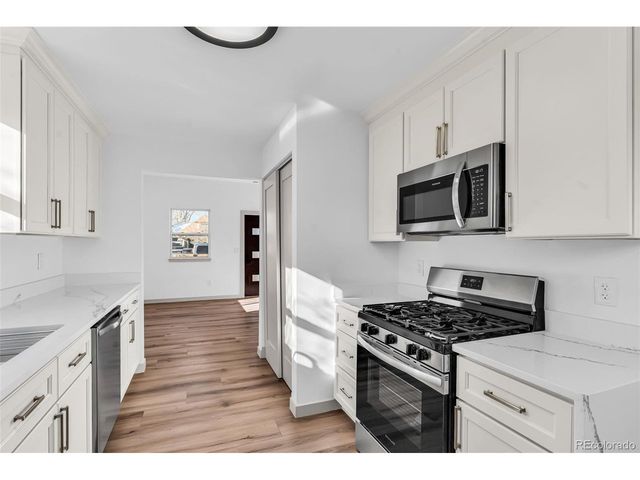 1328 Cypress St, Pueblo, CO 81004