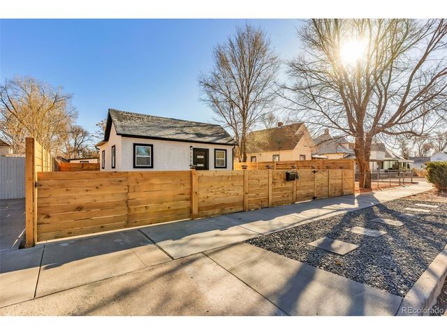 1328 Cypress St, Pueblo, CO 81004