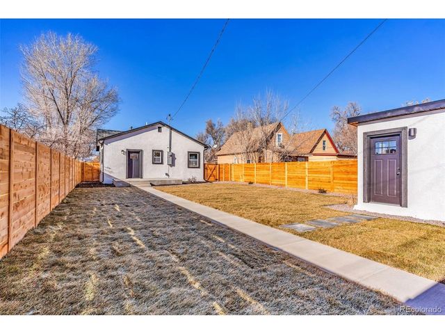 1328 Cypress St, Pueblo, CO 81004
