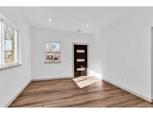 1328 Cypress St, Pueblo, CO 81004