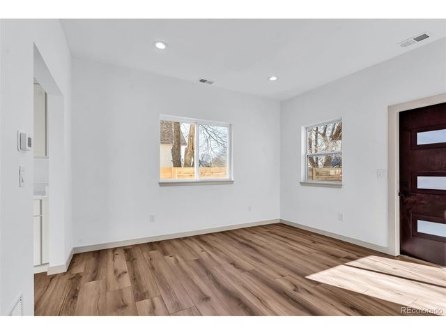 1328 Cypress St, Pueblo, CO 81004