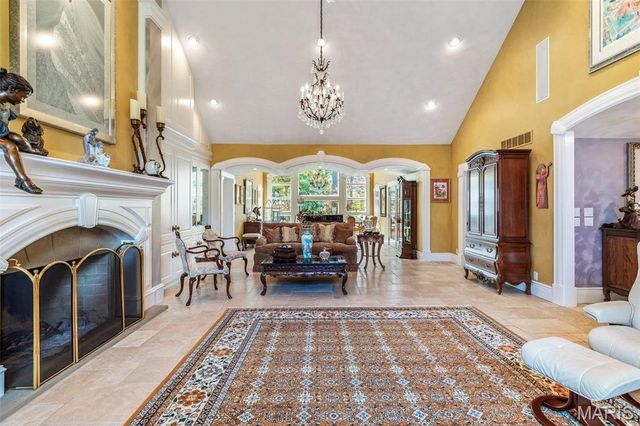 556 Oak Terrace Drive, Farmington, MO 63640