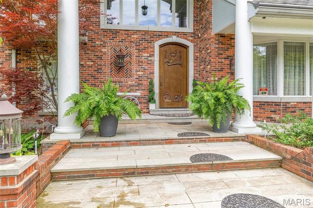 556 Oak Terrace Drive, Farmington, MO 63640