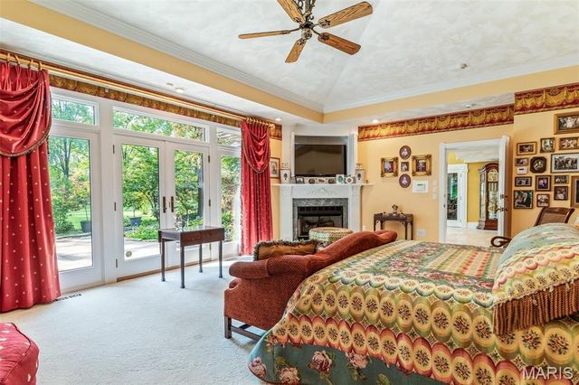 556 Oak Terrace Drive, Farmington, MO 63640