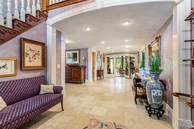 556 Oak Terrace Drive, Farmington, MO 63640