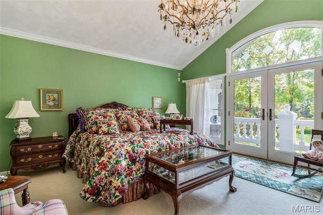 556 Oak Terrace Drive, Farmington, MO 63640