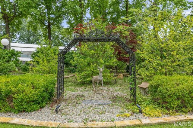 556 Oak Terrace Drive, Farmington, MO 63640