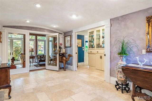 556 Oak Terrace Drive, Farmington, MO 63640