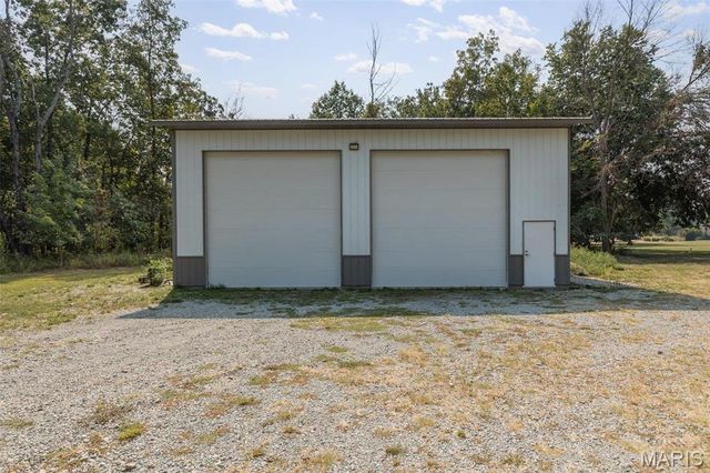 556 Oak Terrace Drive, Farmington, MO 63640