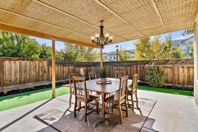 1070 S Atwood Court, Mountain House, CA 95391