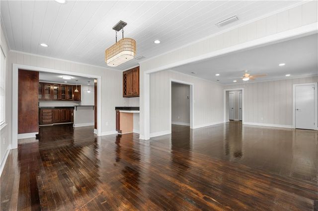 2762 Hillcrest Road, Mobile, AL 36695