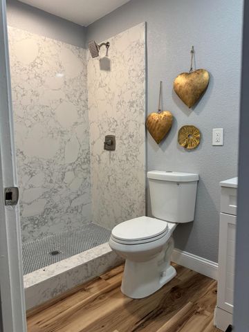 2121 Sandalwood Dr, Stockton, CA 95210