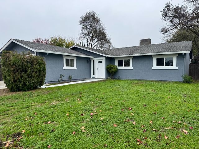 2121 Sandalwood Dr, Stockton, CA 95210