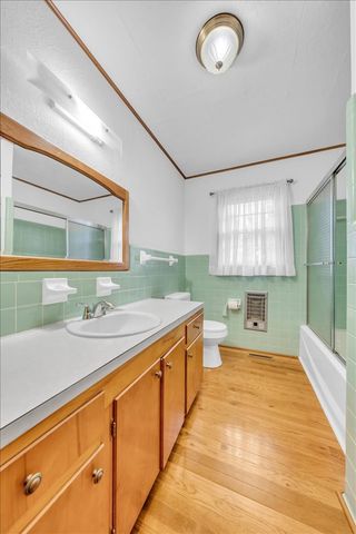 204 Charlie Crosslin Rd, Manchester, TN 37355