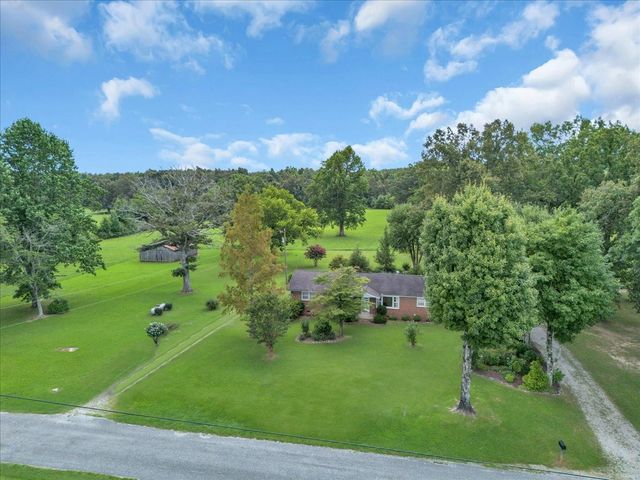 204 Charlie Crosslin Rd, Manchester, TN 37355
