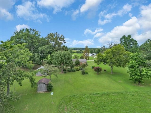 204 Charlie Crosslin Rd, Manchester, TN 37355